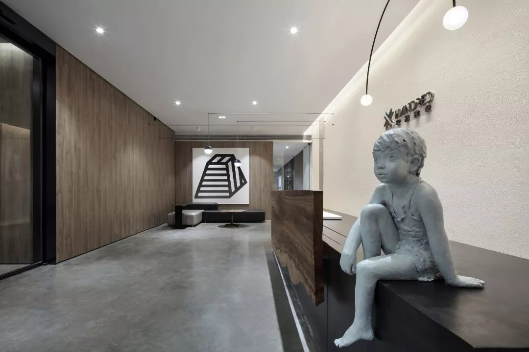 1542166518136677.jpg 1542166518136677.jpg