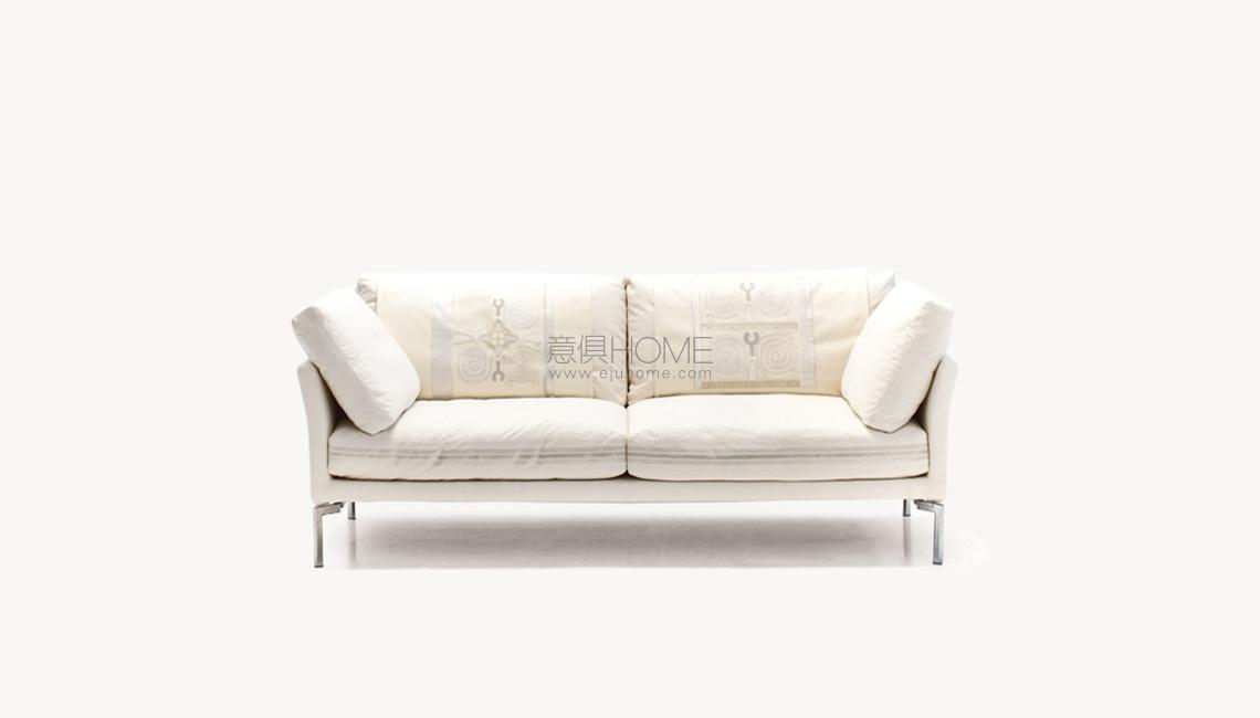 Miss Sarajevo 沙發(fā)