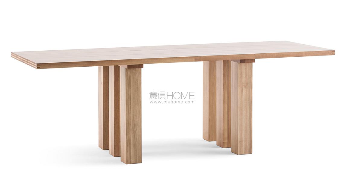 451 LA BASILICA長餐桌