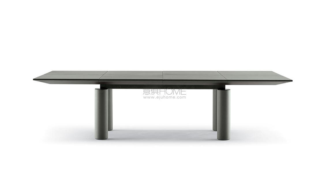 C.E.O. CUBE MEETING 書(shū)桌