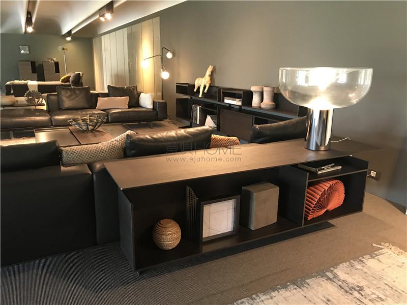 柜體的走心設(shè)計(jì)，簡約與色彩的激情碰撞，擦出時尚火花