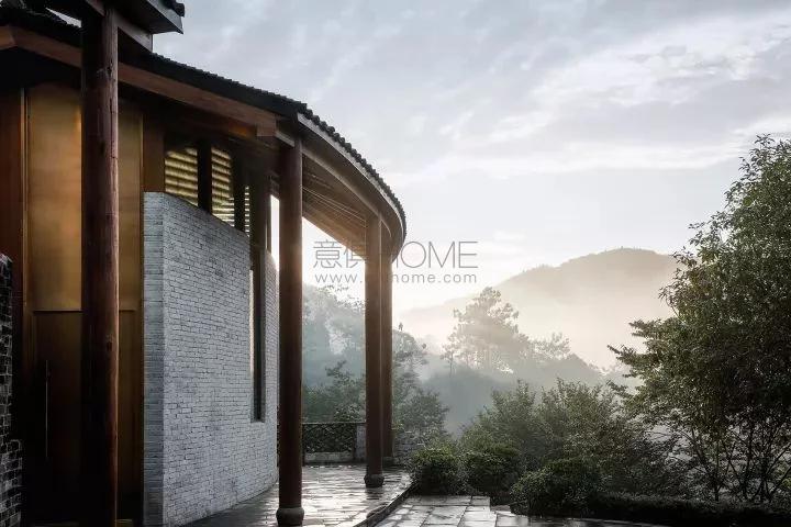 最漂亮的房子里有最好的你，是我能想到最浪漫的事