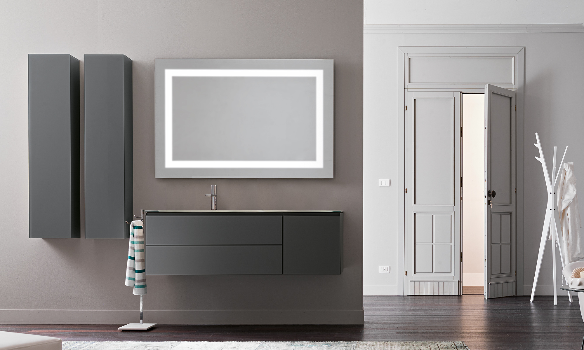 MONOLITE 18 AL583洗漱臺